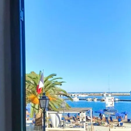 Beautiful In With Kitchen Apartment Porto Azzurro